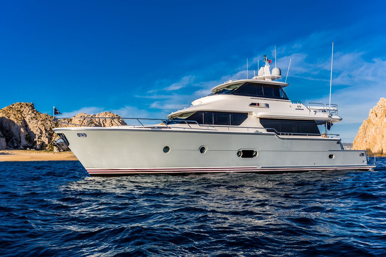 yacht in cabo