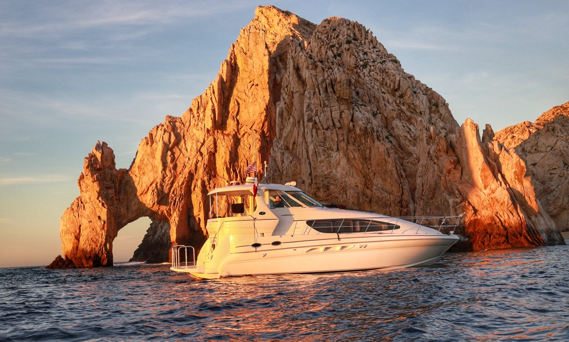 yacht tour cabo